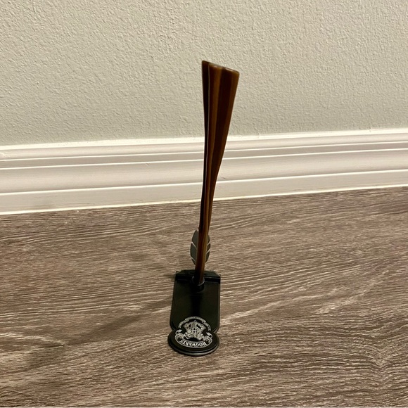 Harry Potter Filibuster Flitwick wand from the Noble Collection - Picture 4 of 7